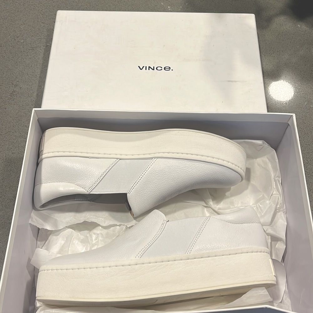VINCE Warren- brand new never worn platform white slip-on sneakers!